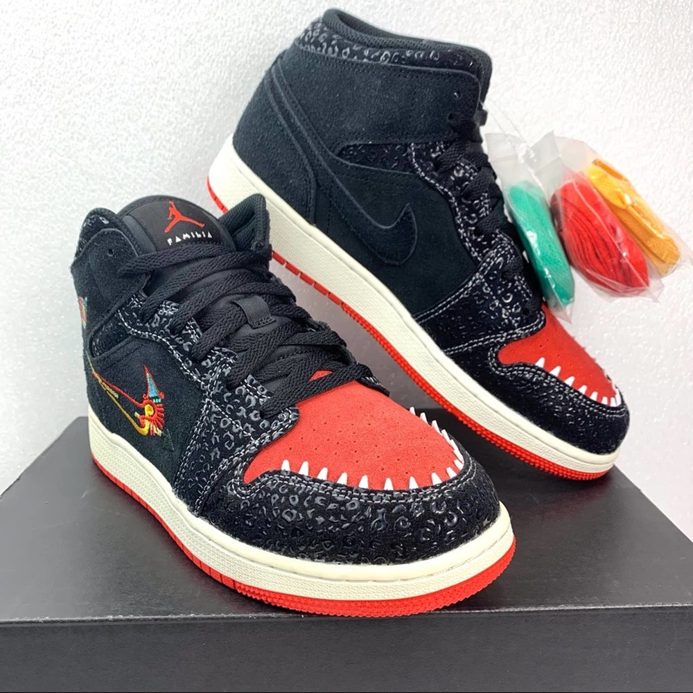 Nike Air Jordan 1 Mid DN5121-001 Siempre Familia Sneaker Shoes - Kid's 6.5Y
